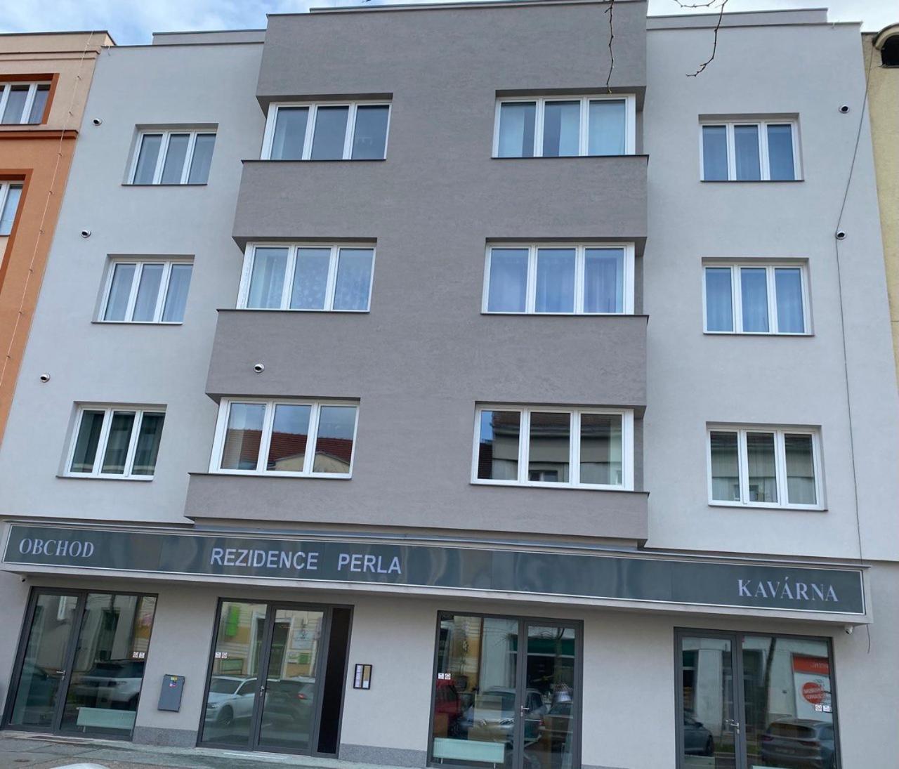 Perla Hradce 202 Lejlighed Hradec Králové Eksteriør billede