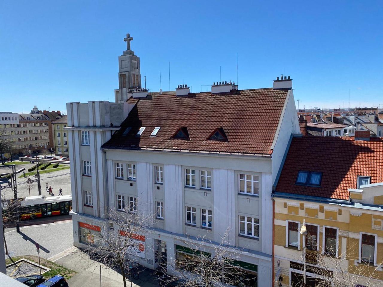 Perla Hradce 202 Lejlighed Hradec Králové Eksteriør billede
